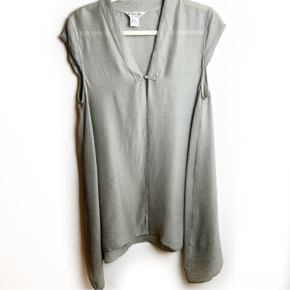 Citron Silk textured open-front light cardigan 100% silk size: L